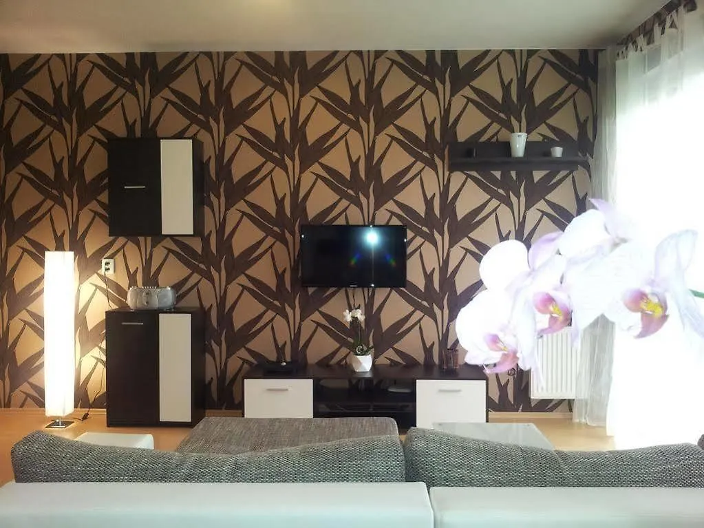 Richie Apartment Near Aquapark Prague